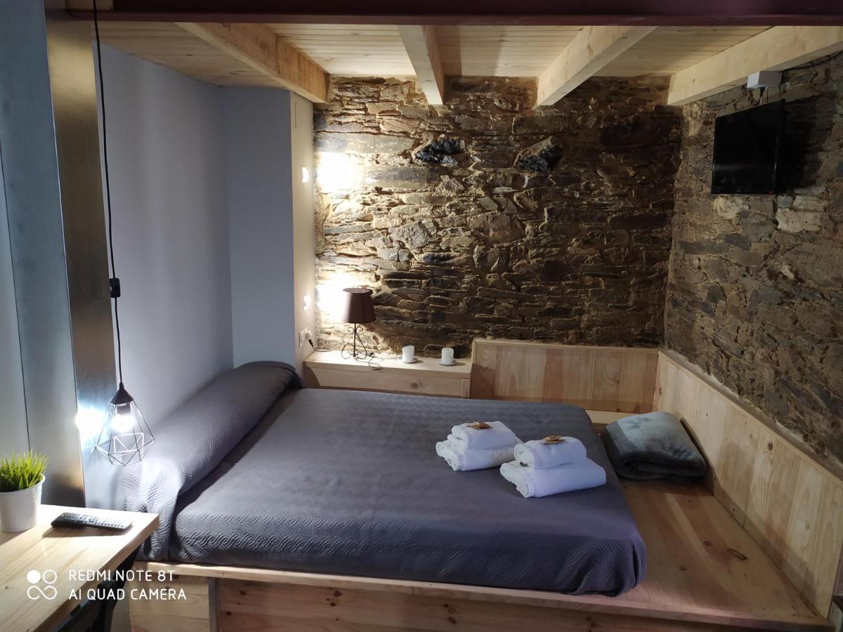 Albergue Atrio ตริอากาสเตลา ภายนอก รูปภาพ